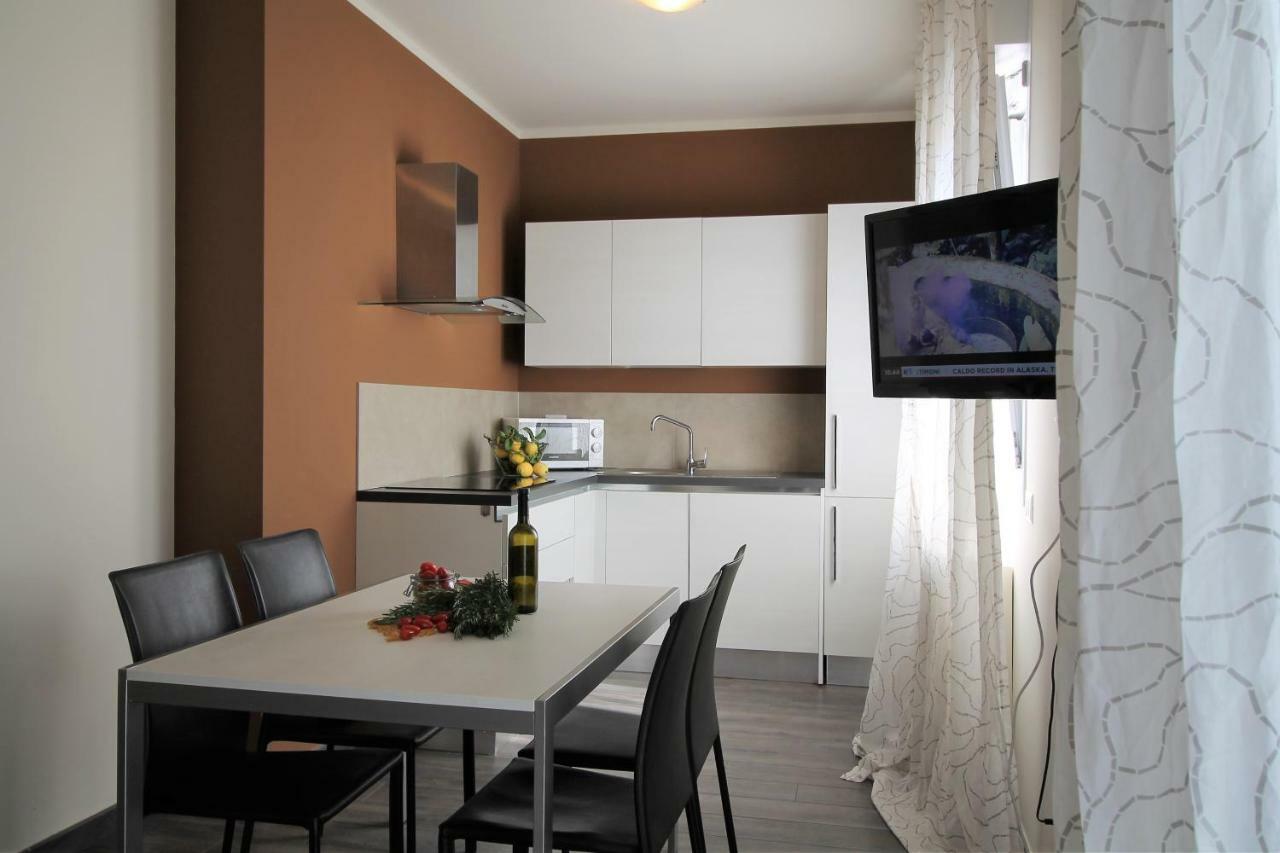 Residence Felice Челе Лигуре Екстериор снимка