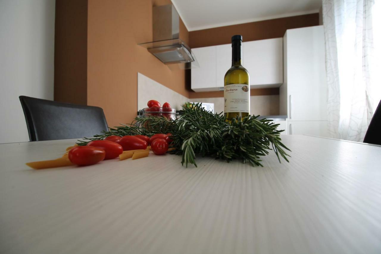 Residence Felice Челе Лигуре Екстериор снимка