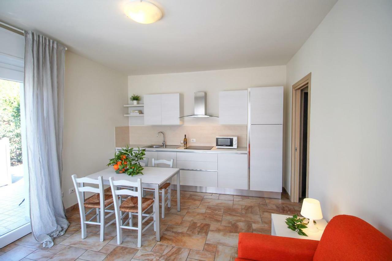 Residence Felice Челе Лигуре Екстериор снимка