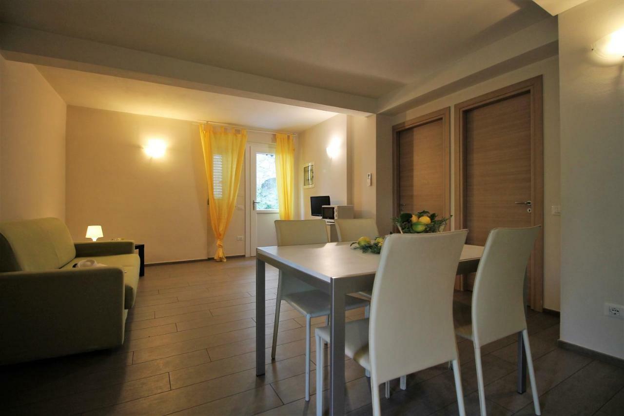 Residence Felice Челе Лигуре Екстериор снимка