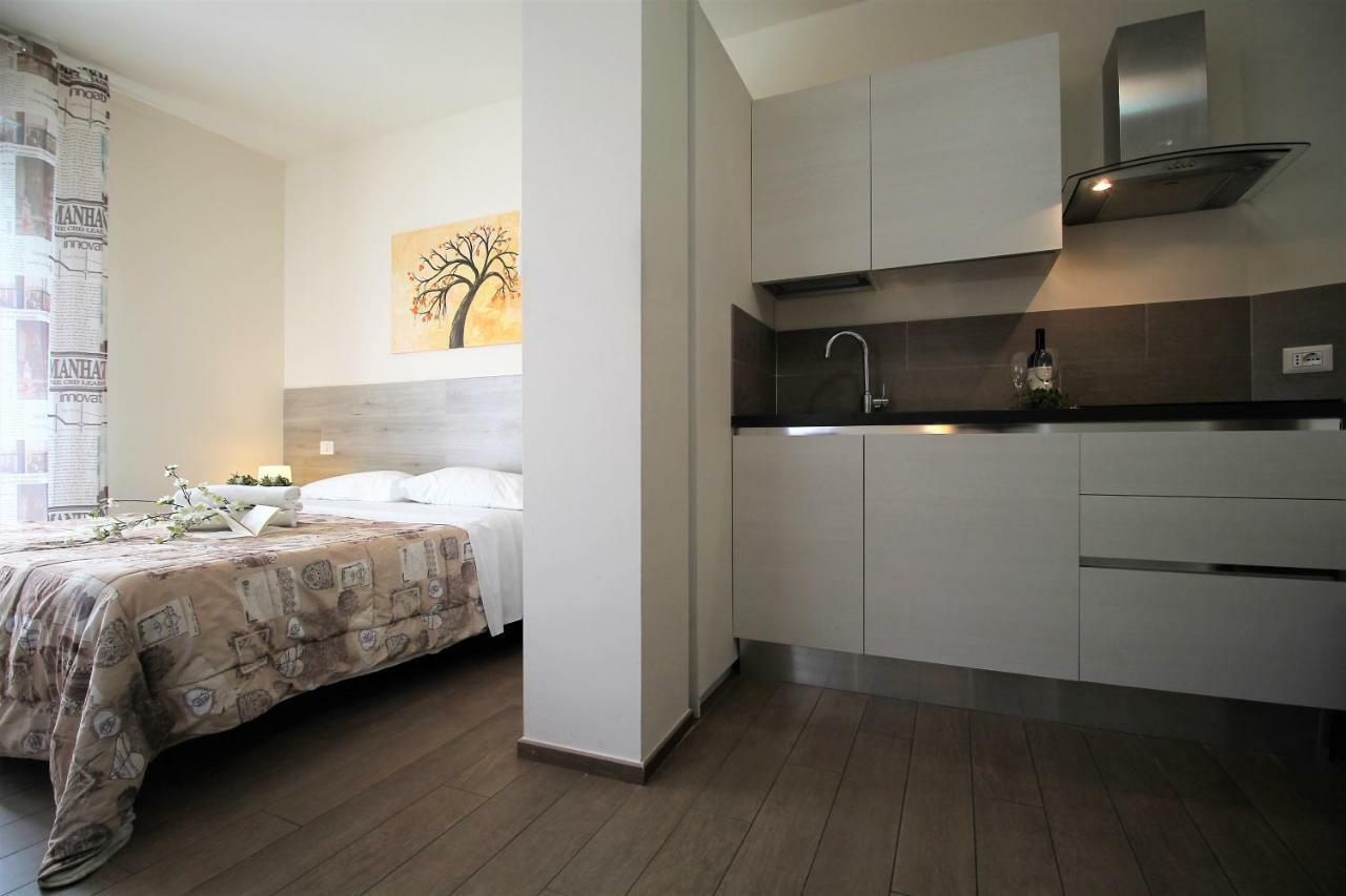 Residence Felice Челе Лигуре Екстериор снимка